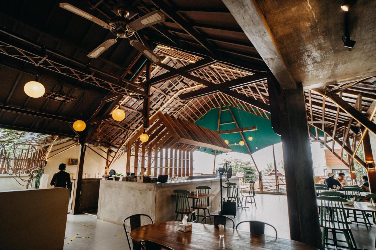 Green Hill Boutique Hotel Labuan Bajo Exterior photo