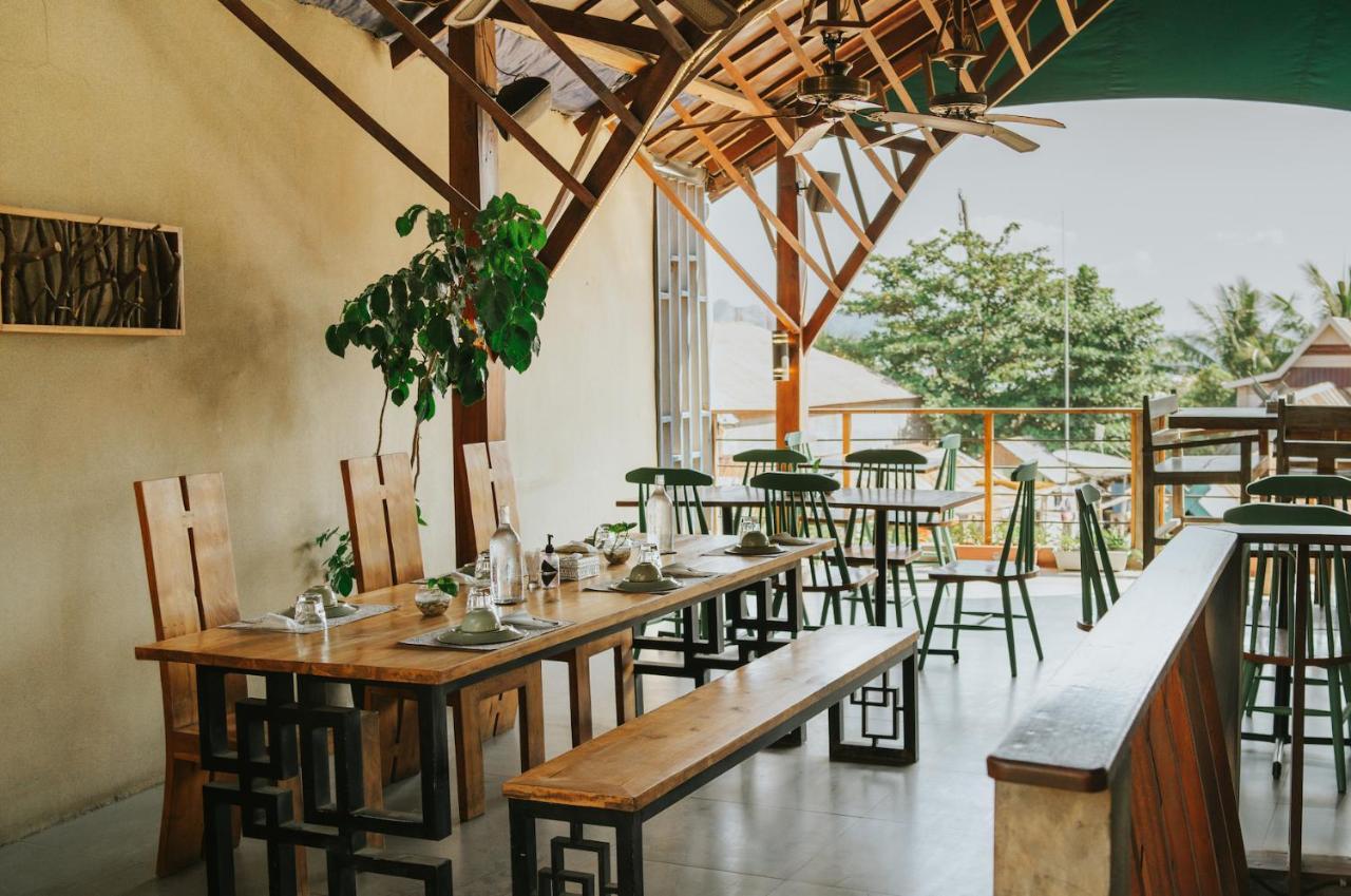 Green Hill Boutique Hotel Labuan Bajo Exterior photo